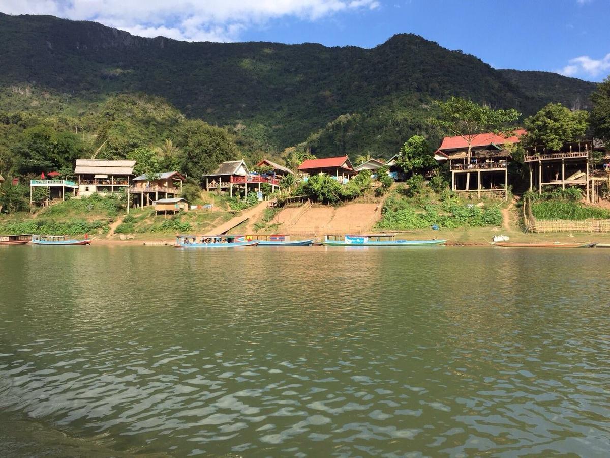 Lattanavongsa Guesthouse And Bungalows Muang Ngoi Zewnętrze zdjęcie