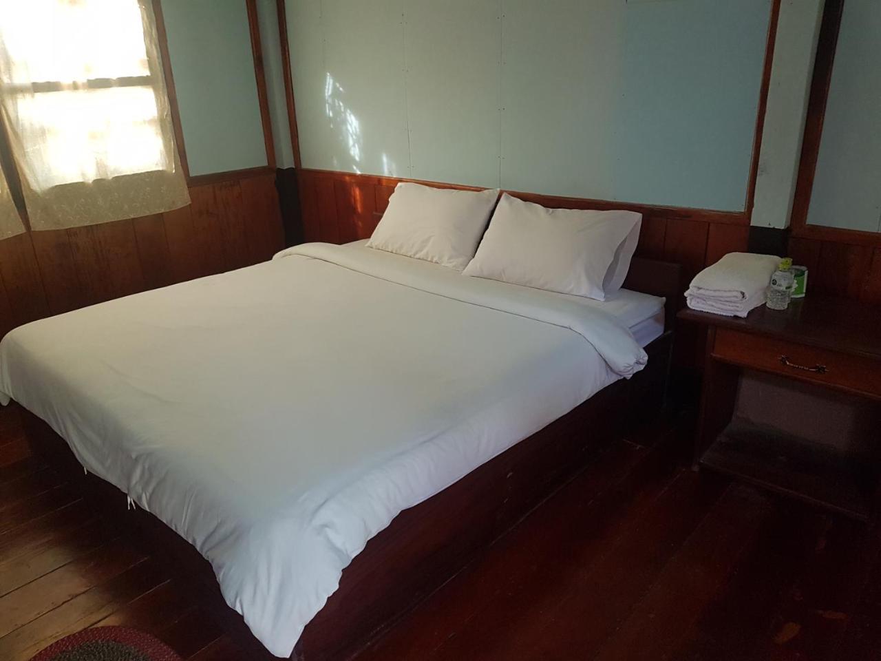 Lattanavongsa Guesthouse And Bungalows Muang Ngoi Zewnętrze zdjęcie