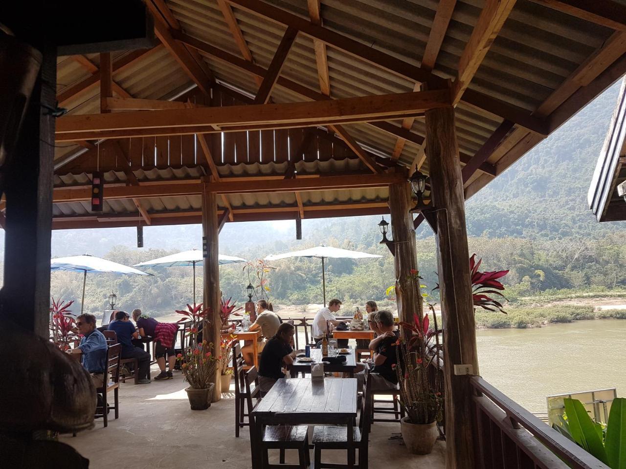 Lattanavongsa Guesthouse And Bungalows Muang Ngoi Zewnętrze zdjęcie