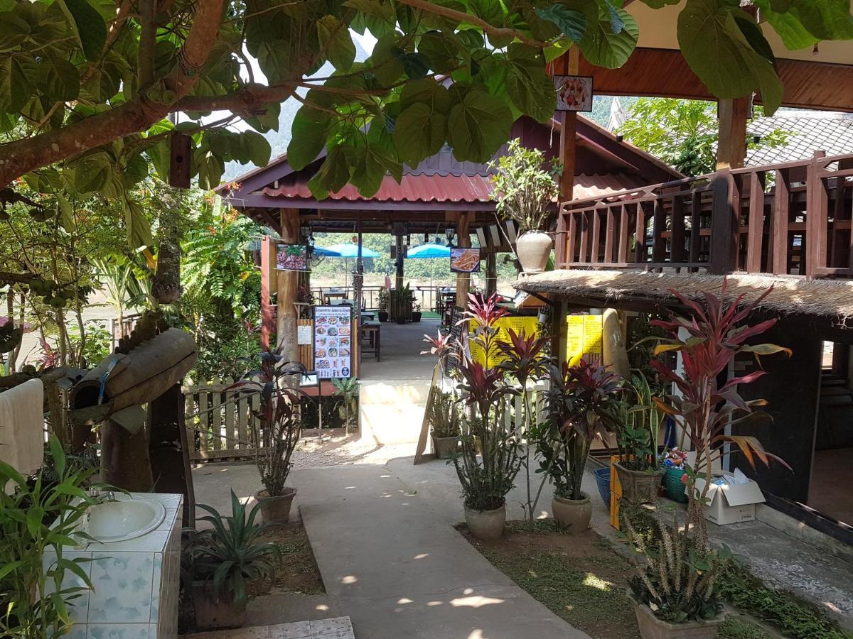 Lattanavongsa Guesthouse And Bungalows Muang Ngoi Zewnętrze zdjęcie